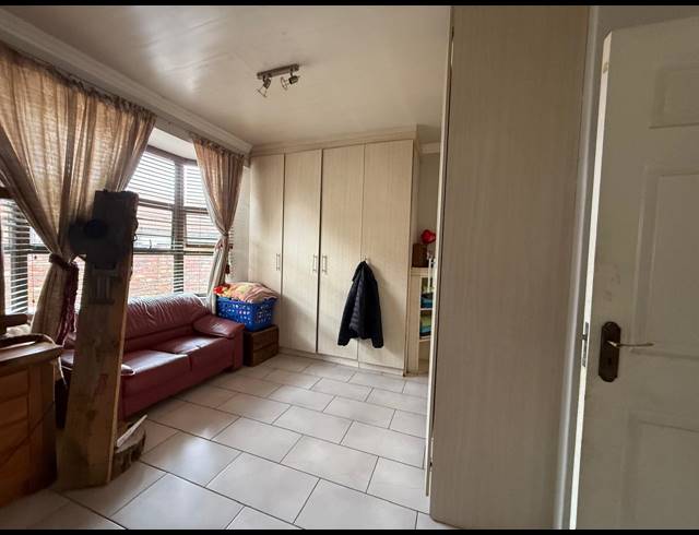2 BEDROOM HOUSE FOR SALE IN WATERVAL EAST